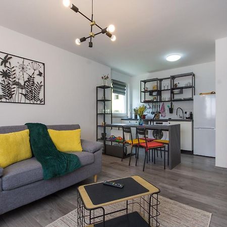 Apartment Retiro Pula Dış mekan fotoğraf
