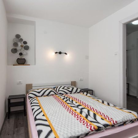 Apartment Retiro Pula Dış mekan fotoğraf